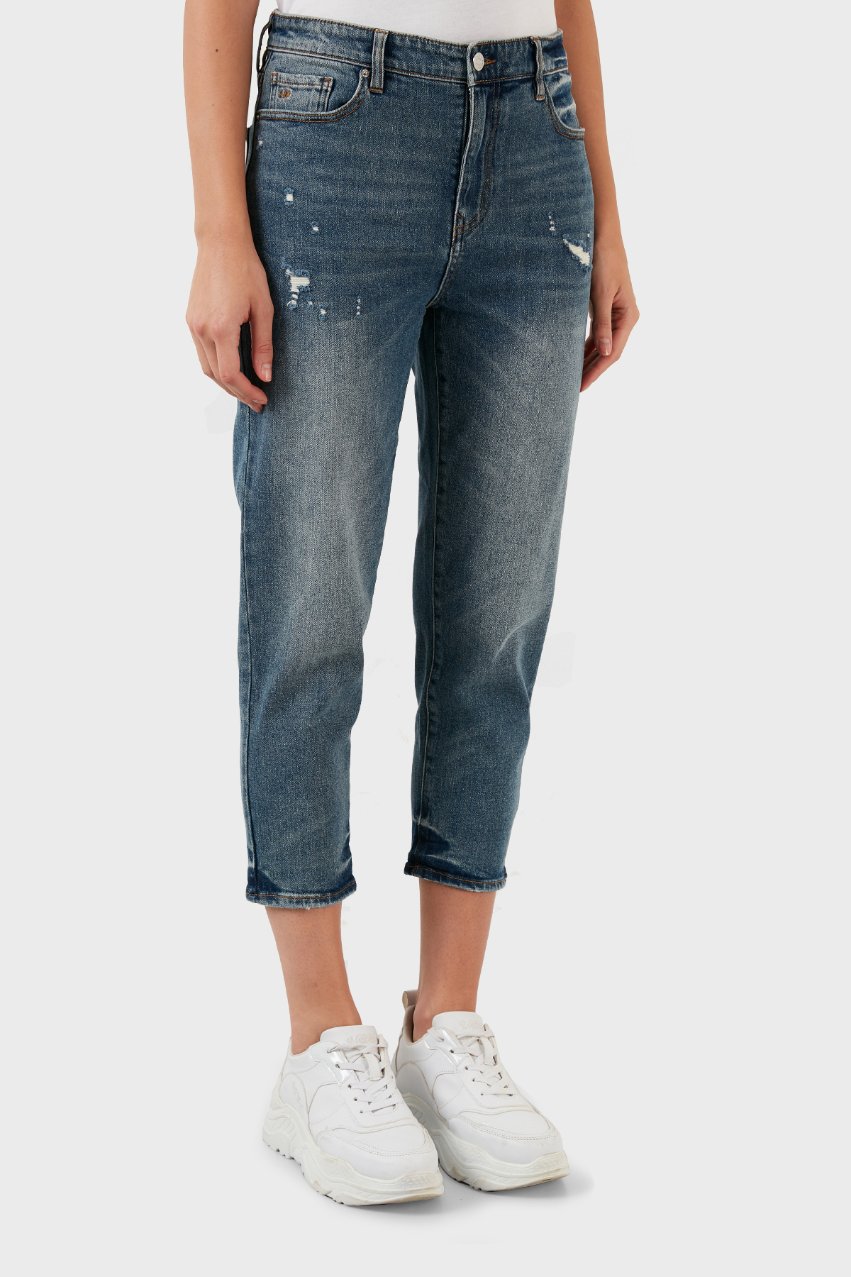 Armani Exchange J16 Pamuklu Yüksek Bel Kısa Paça Jeans Bayan Kot Pantolon 6LYJ16 Y1HPZ 1500 AÇIK MAVİ