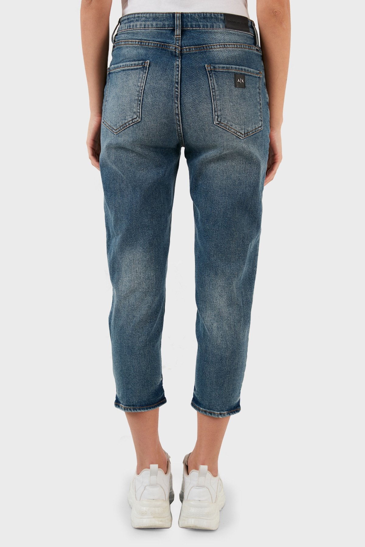 Armani Exchange J16 Pamuklu Yüksek Bel Kısa Paça Jeans Bayan Kot Pantolon 6LYJ16 Y1HPZ 1500 AÇIK MAVİ