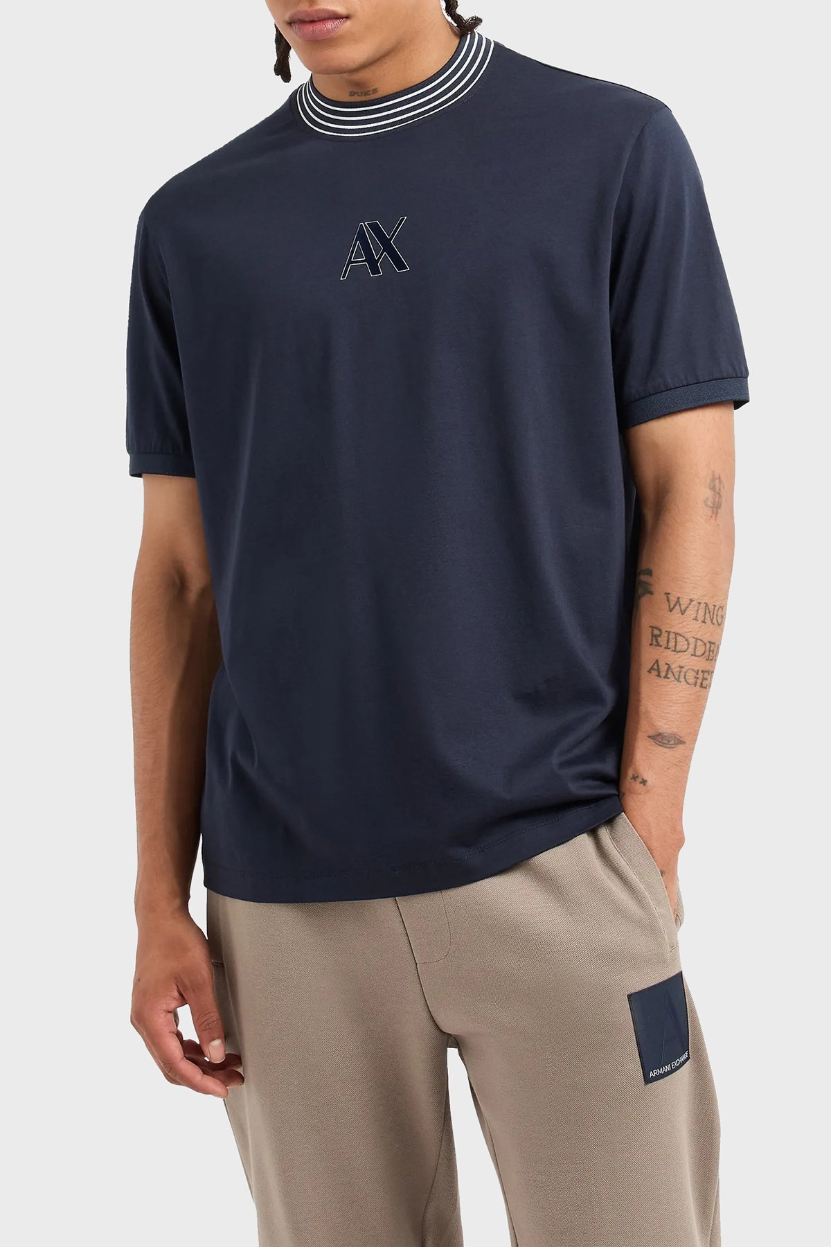 Tシャツ・カットソー ARMANI EXCHANGE Men T-shirt Blue 6DZTJRZJ9AZ 1510 Logo Signature Crewneck T-Shirt | Armani Exchange