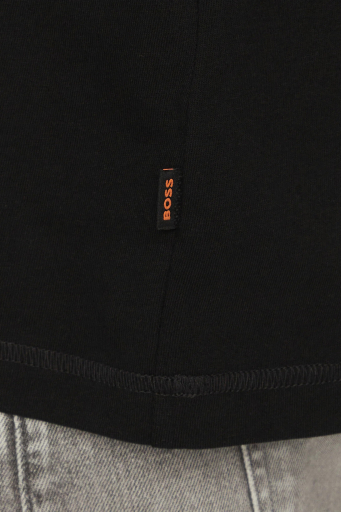 Boss % 100 Pamuk Relaxed Fit Sırt Baskılı Erkek T Shirt 50515553 002 SİYAH - 11