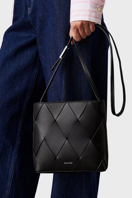 Calvin Klein Baklava Desenli Ayarlanabilir Askılı K60K612991BEH Bayan Çanta K60K612991 BEH SİYAH - 2