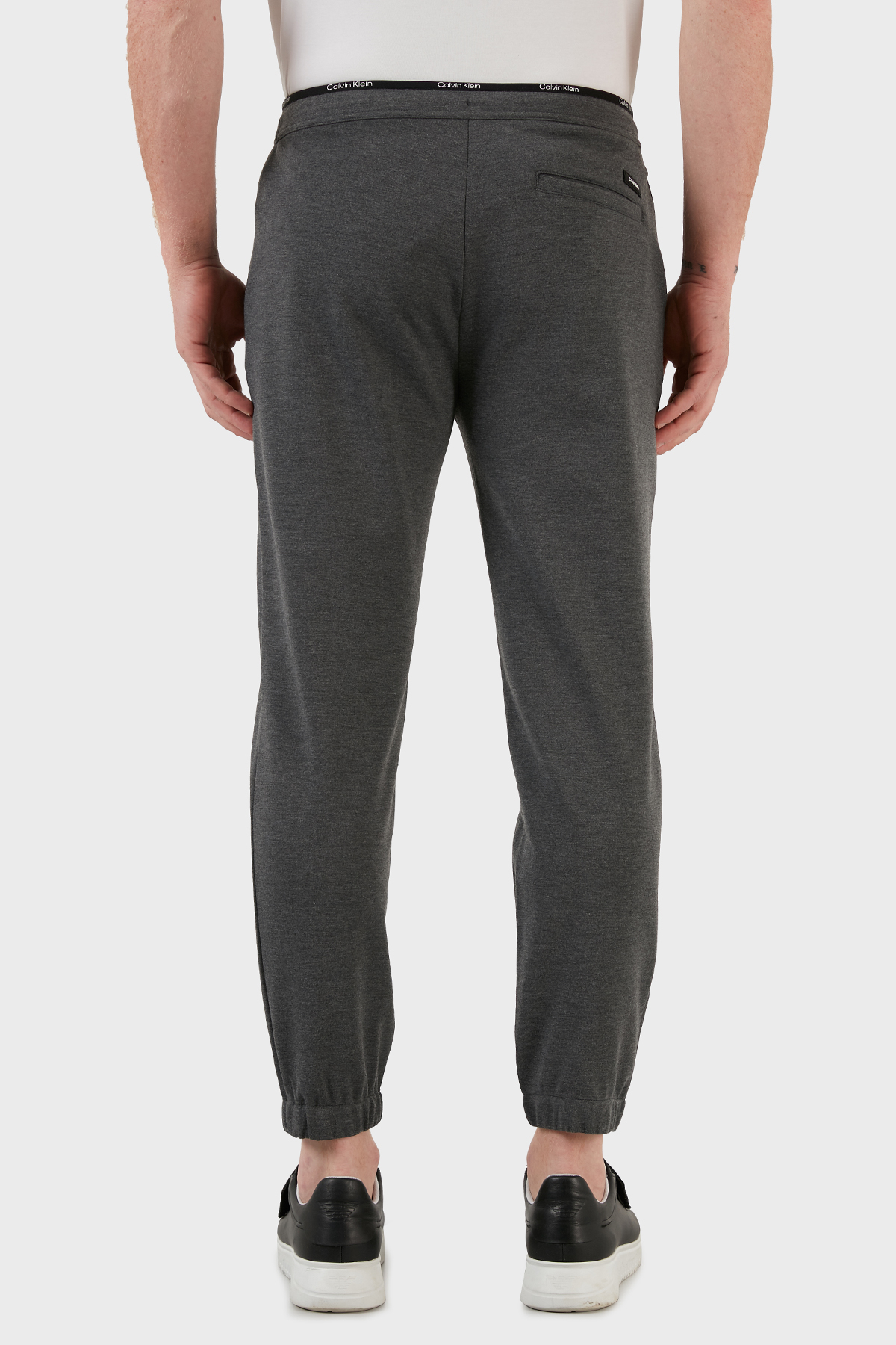 Calvin Klein Belden Bağlamalı Cepli Spor Erkek Pantolon K10K108646 P4E GRİ