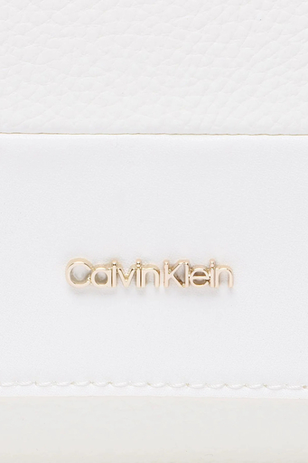 Calvin Klein Çıkarılabilir Çapraz Askılı K60K610437YAF Bayan Çanta K60K610437 YAF BEYAZ - 3