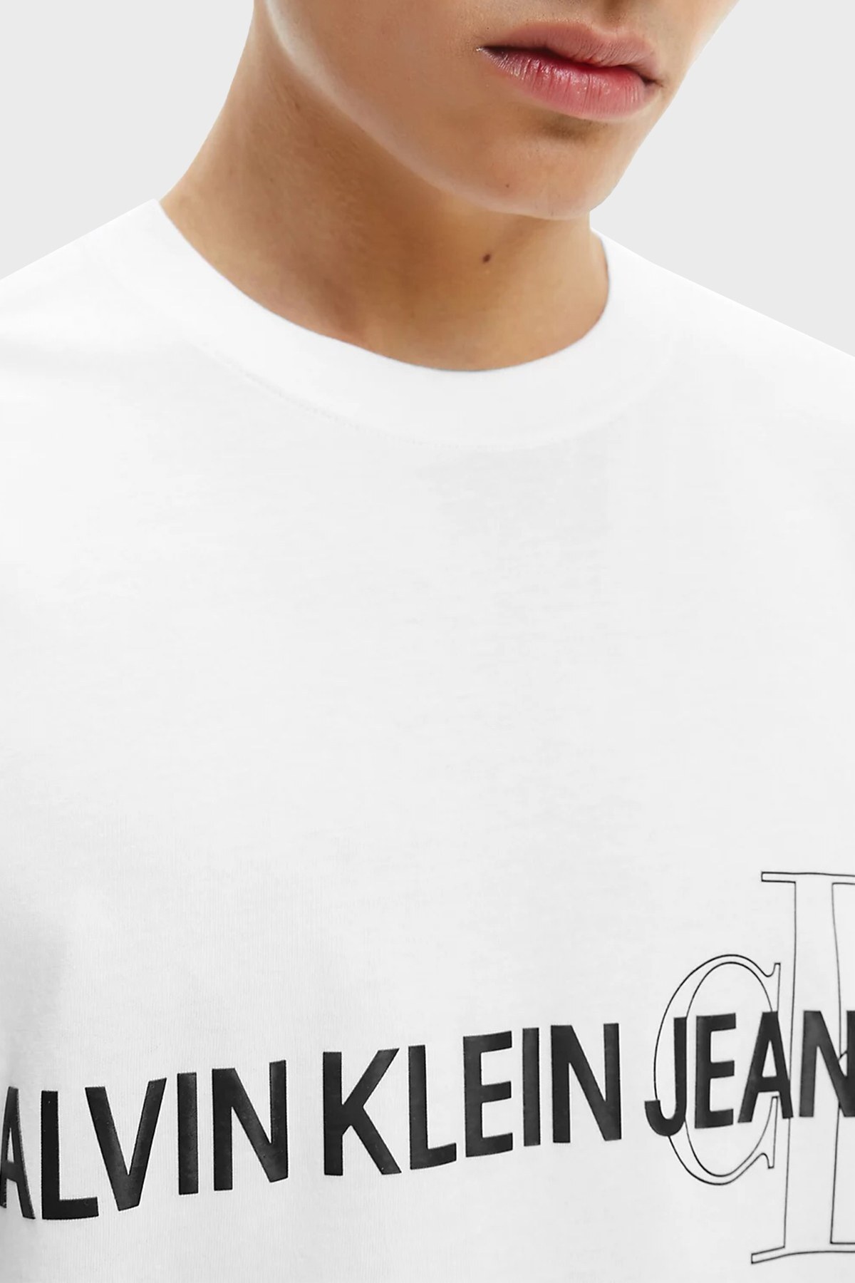 Calvin Klein Regular Fit Baskılı Bisiklet Yaka % 100 Pamuk Erkek T Shirt J30J318208 YAF BEYAZ