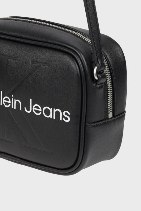 Calvin Klein Fermuarlı Ayarlanabilir Omuz Askılı Bayan Çanta K60K610275 BDS SİYAH - 5