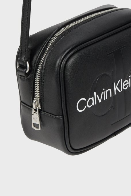 Calvin Klein Fermuarlı Ayarlanabilir Omuz Askılı Bayan Çanta K60K610275 BDS SİYAH - 6