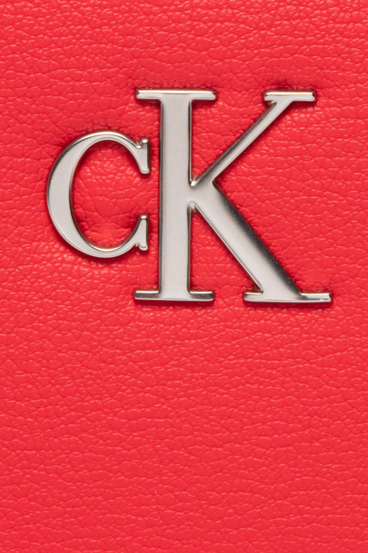 Calvin Klein Fermuarlı Omuz Askılı Bayan Çanta K60K610085 XL6 KIRMIZI