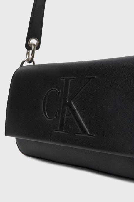 Calvin Klein Kabartma Logolu Omuz Askılı LV04K3148GUB1 Bayan Çanta LV04K3148G UB1 SİYAH - 3