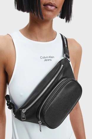 Calvin Klein - Calvin Klein Logolu Ayarlanabilir Askılı Bayan Bel Çantası K60K609294 BDS SİYAH (1)