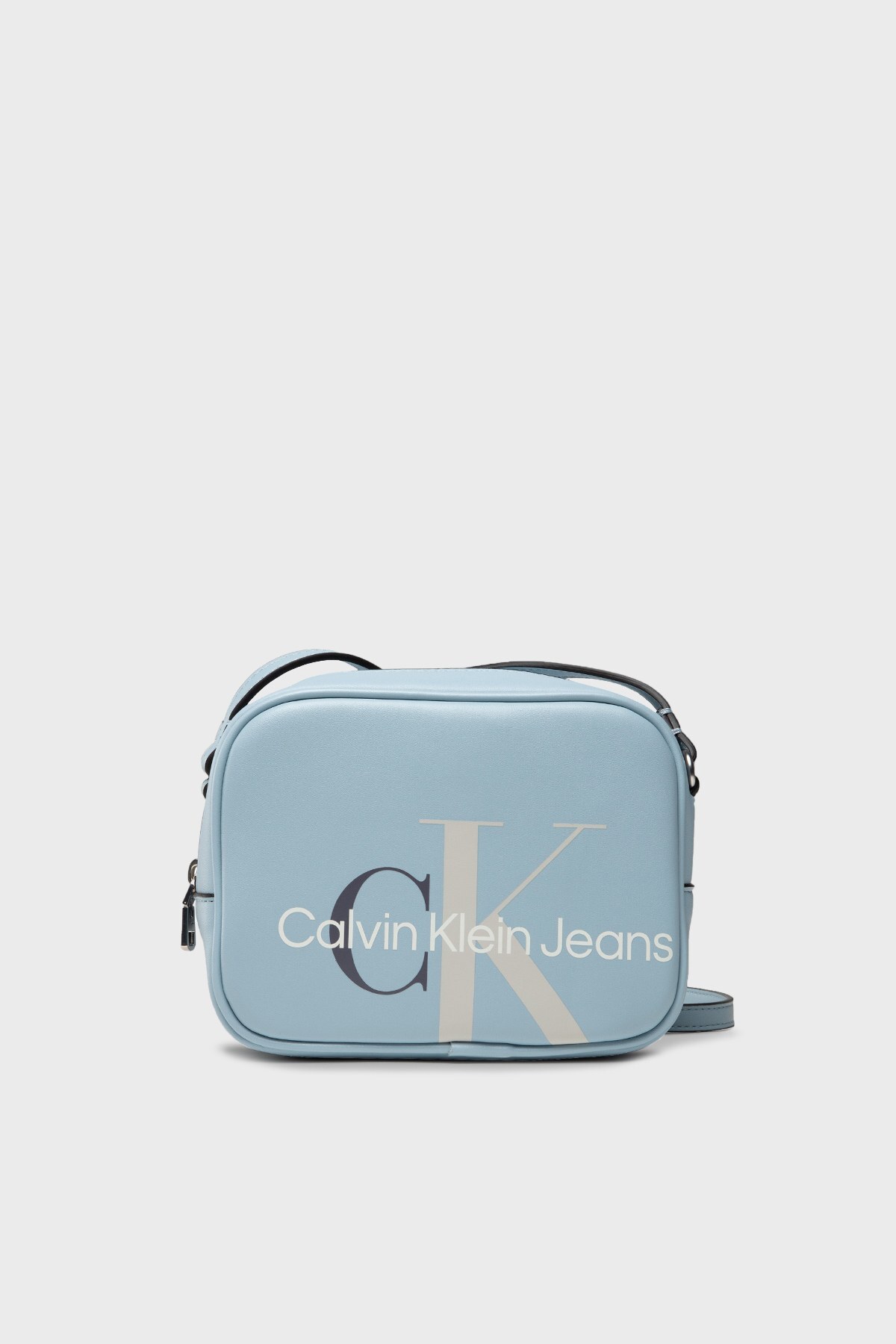 Calvin Klein Logolu Ayarlanabilir Omuz Askılı Bayan Çanta K60K608932 CBZ MAVİ