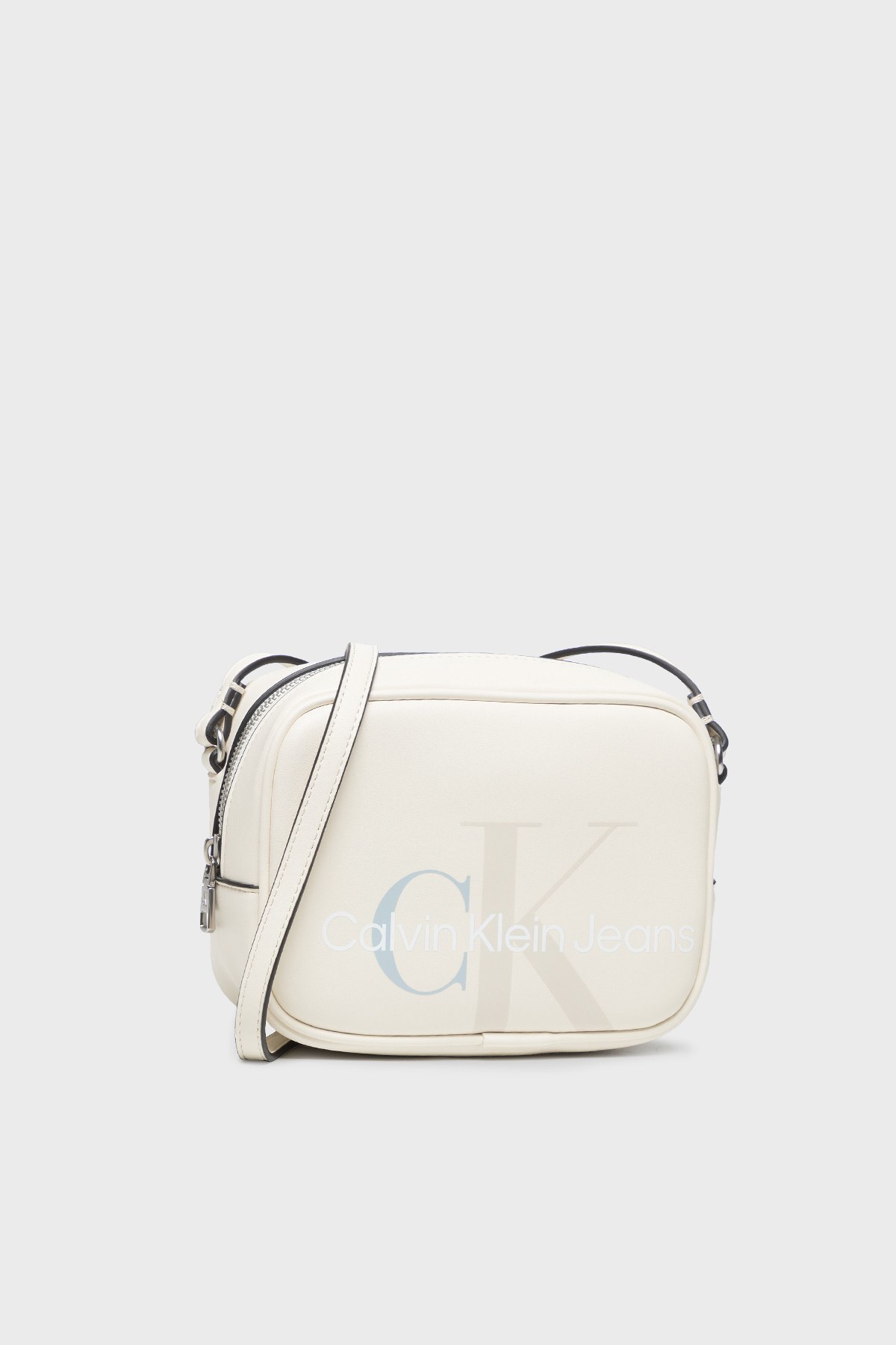 Calvin Klein Logolu Ayarlanabilir Omuz Askılı Bayan Çanta K60K608932 YAS BEJ