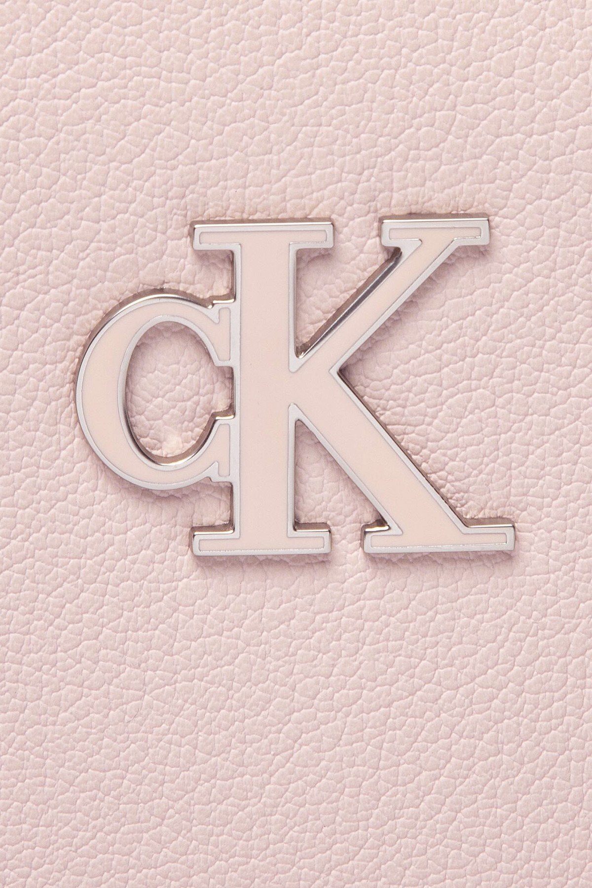Calvin Klein Logolu Ayarlanabilir Omuz Askılı Bayan Çanta K60K608950 TFT PEMBE