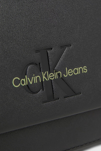Calvin Klein Logolu Ayarlanabilir Omuz Askılı K60K6119650GX Bayan Çanta K60K611965 0GX SİYAH - 5