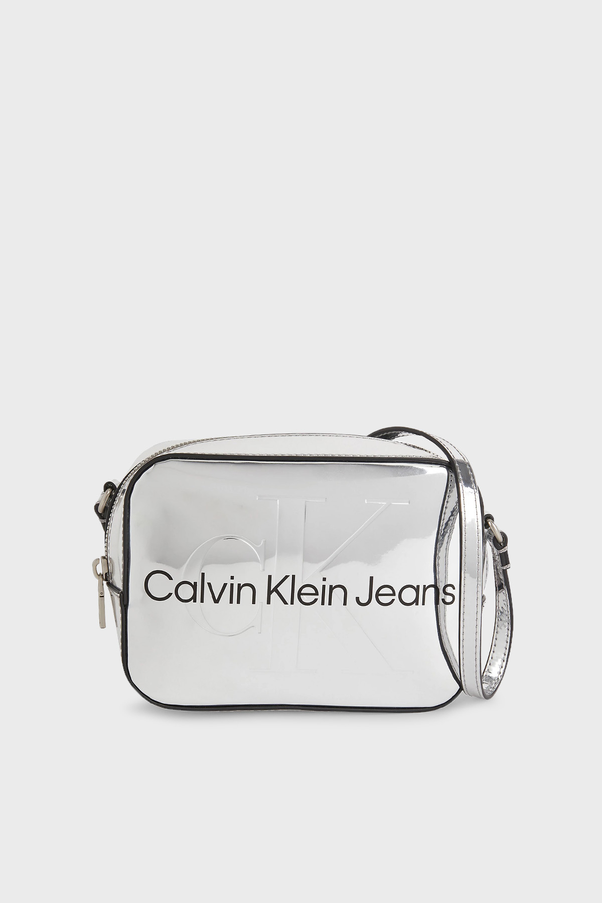 Calvin Klein Logolu Aynalı Ayarlanabilir Askılı Bayan Çanta K60K610396 01O SİYAH-GÜMÜŞ