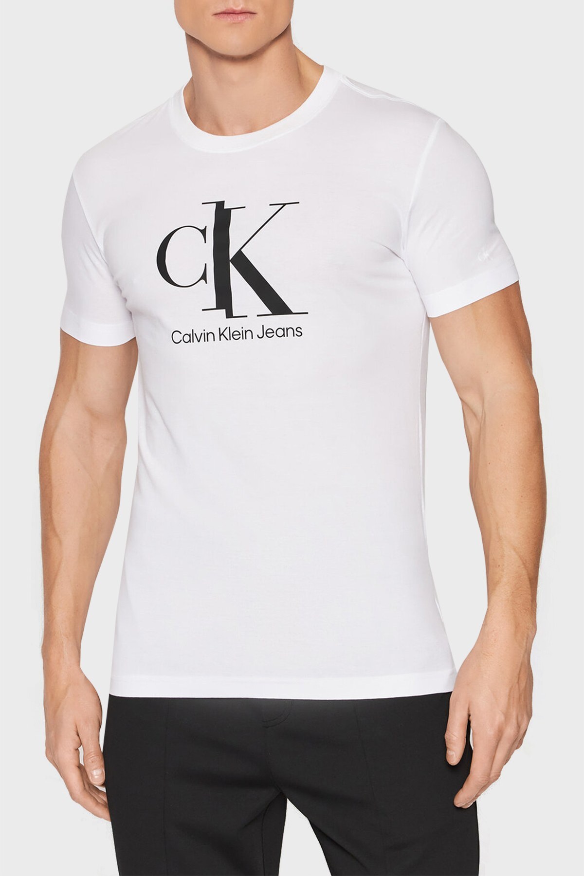 Calvin Klein Logolu Bisiklet Yaka % 100 Pamuk Erkek T Shirt J30J319713 YAF BEYAZ