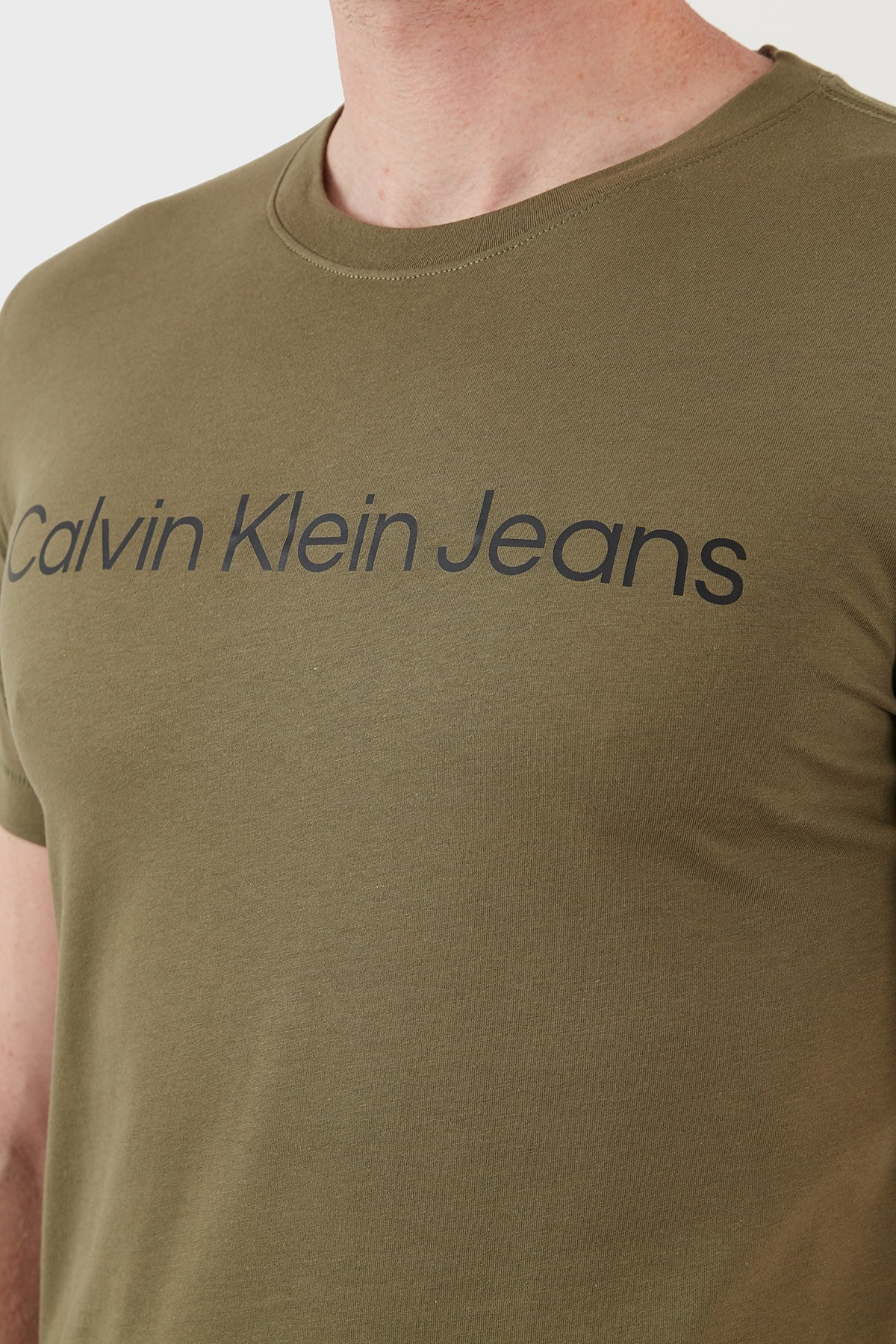 Calvin Klein Logolu Bisiklet Yaka % 100 Pamuk Erkek T Shirt J30J322344 0H8 YEŞİL