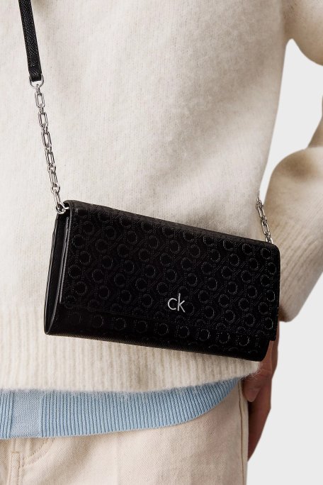 Calvin Klein Logolu Çapraz Askılı K60K6128530GJ Bayan Çanta K60K612853 0GJ SİYAH - 2