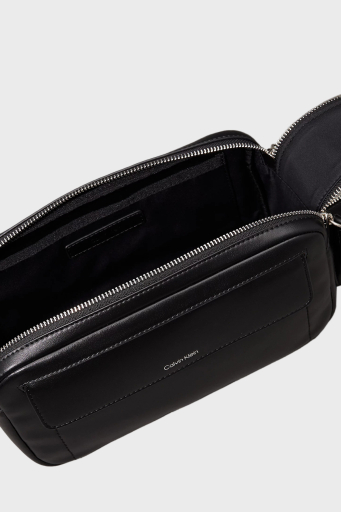 Calvin Klein Logolu Çift Fermuarlı K50K513039BEH Erkek Çanta K50K513039 BEH SİYAH - 3
