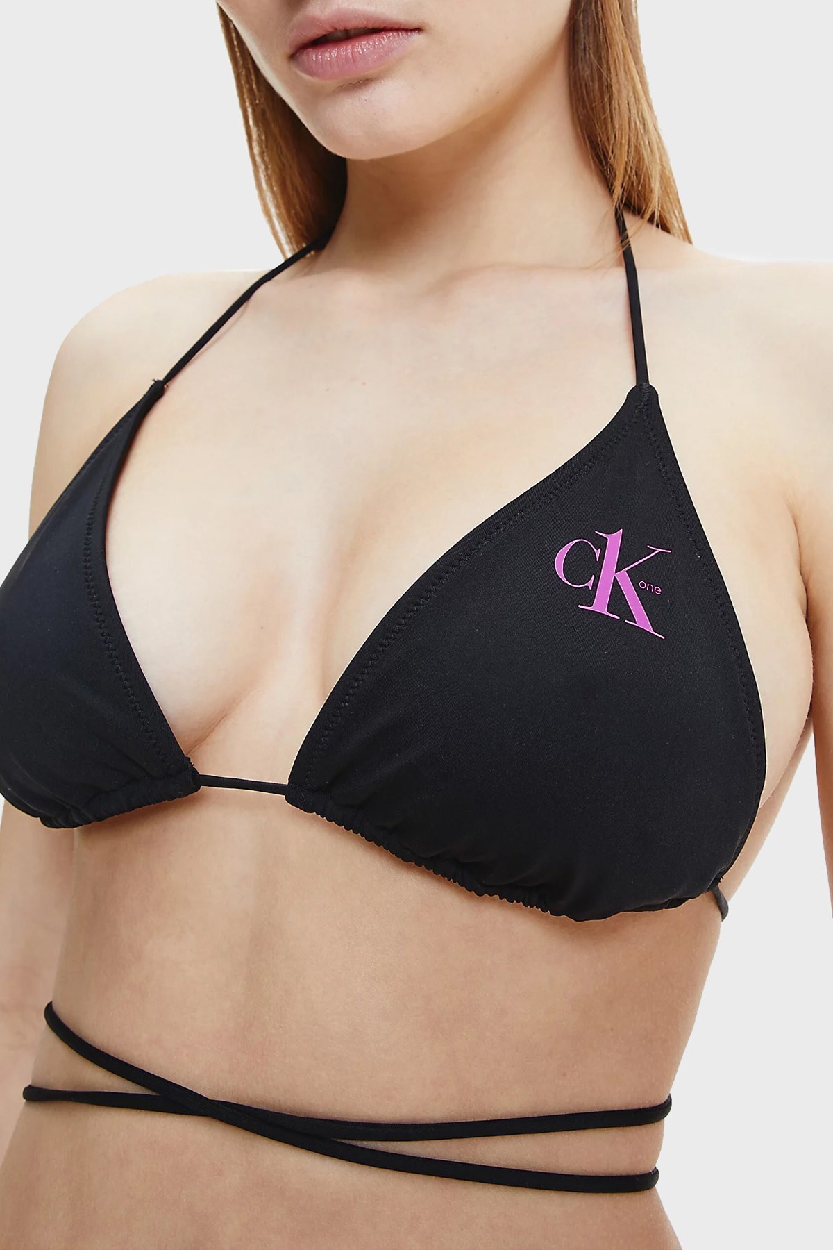 Calvin Klein Logolu Çıkarılabilir Dolgulu Üçgen Bayan Bikini Üstü KW0KW01752 BEH SİYAH