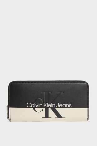 Calvin Klein - Calvin Klein Logolu Çok Bölmeli Bayan Cüzdan K60K609817 01R SİYAH