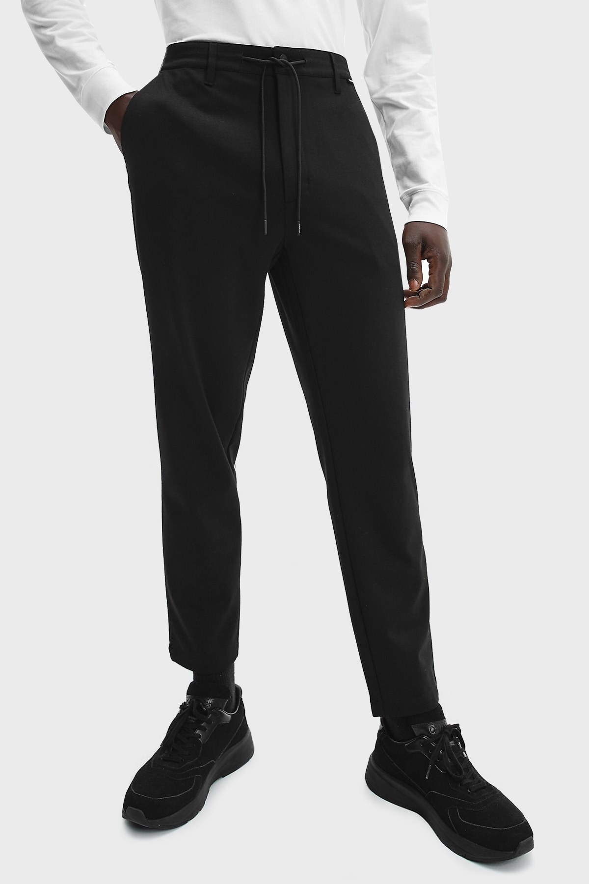 Calvin Klein Logolu Elastik Bel Bantlı Cepli Erkek Pantolon K10K109000 BEH SİYAH