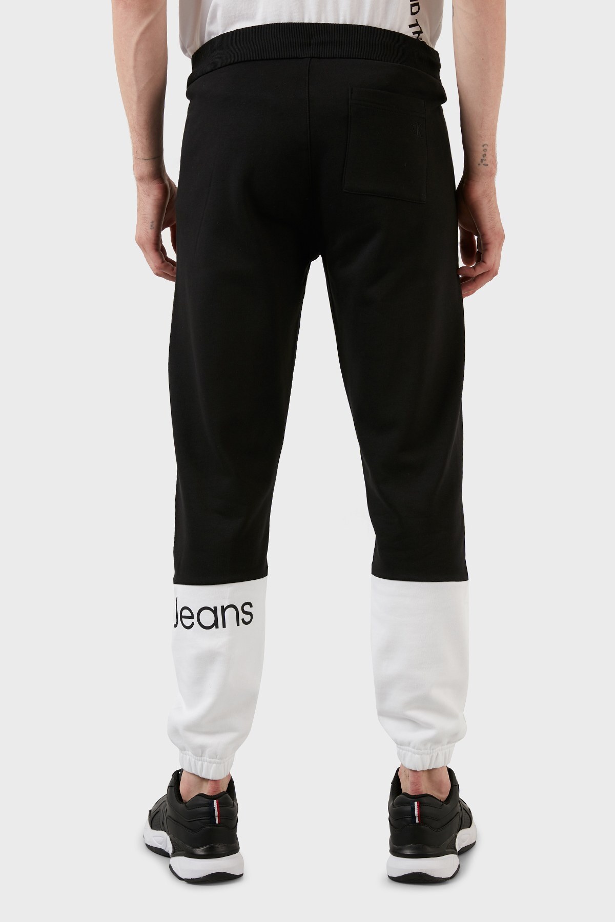 Calvin Klein Logolu Elastik Bel Bantlı Regular Fit % 100 Pamuk Jogger Erkek Pantolon J30J320890 BEH SİYAH