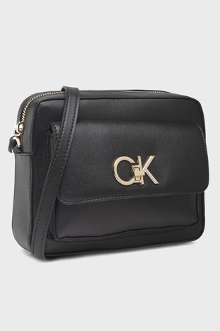 Calvin Klein - Calvin Klein Logolu Fermuarlı Bayan Çanta K60K609114 BAX SİYAH (1)