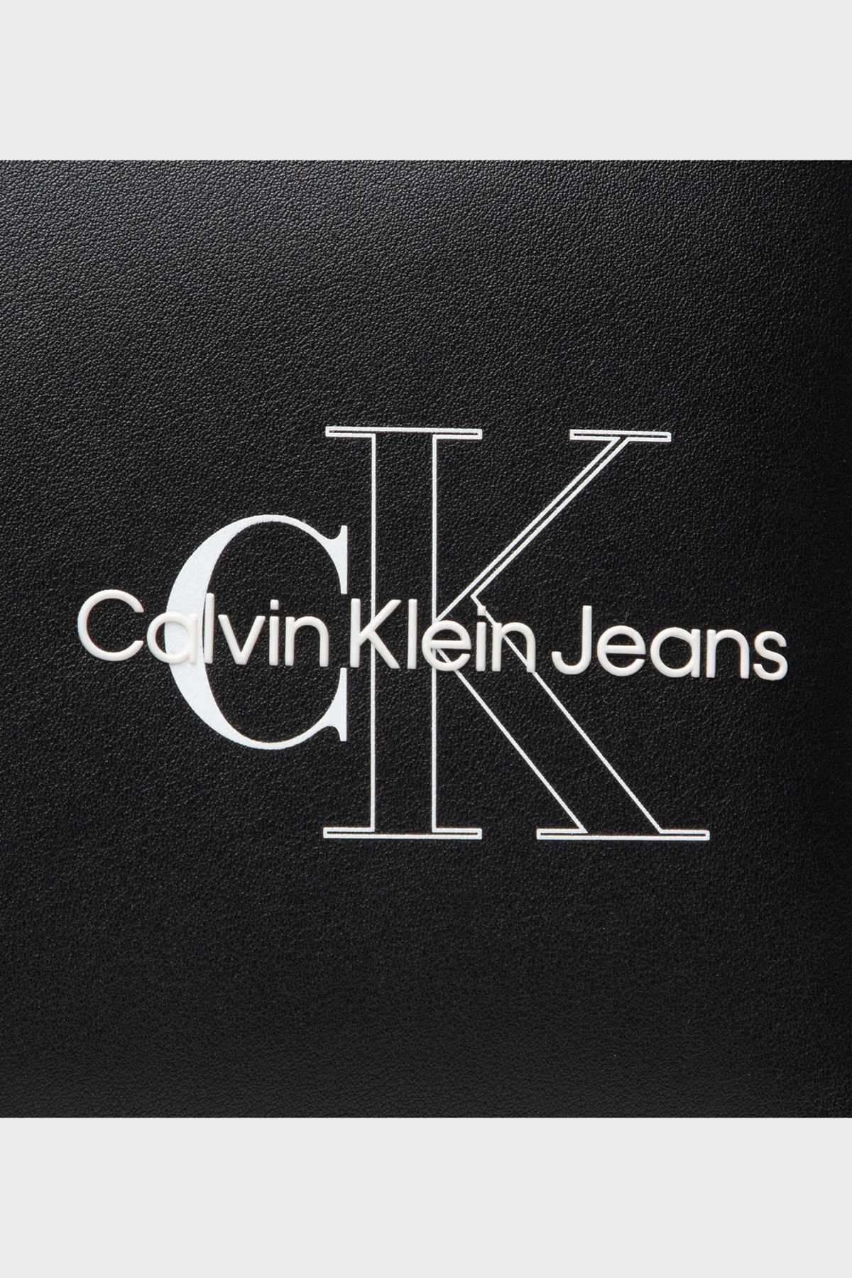 Calvin Klein Logolu Fermuarlı Bayan Çanta K60K609306 BDS SİYAH