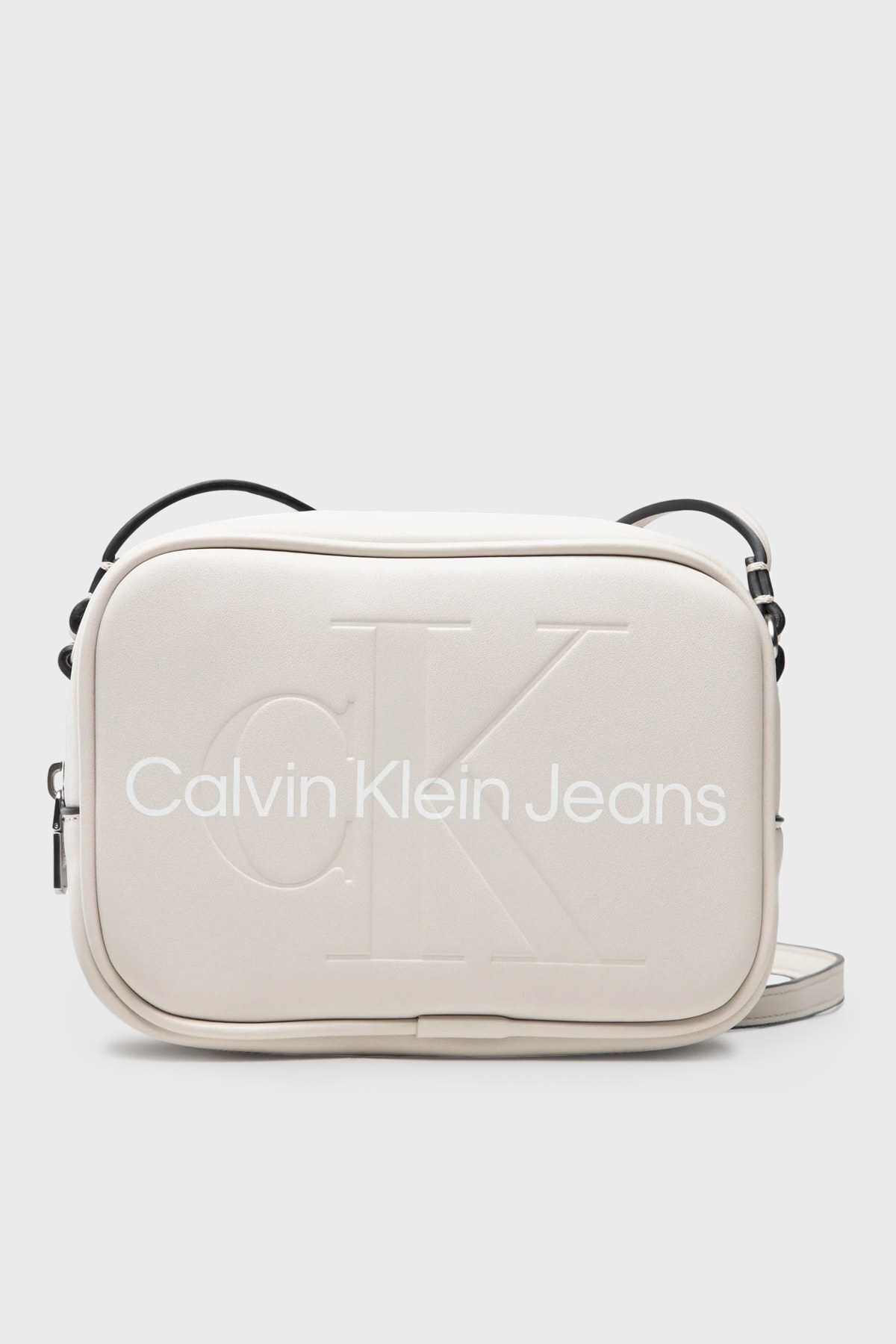 Calvin Klein Logolu Fermuarlı Bayan Çanta K60K609311 ACF BEJ
