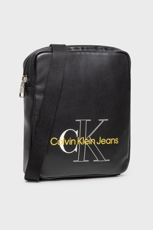 Calvin Klein - Calvin Klein Logolu Fermuarlı Erkek Çanta K50K508866 BDS SİYAH (1)