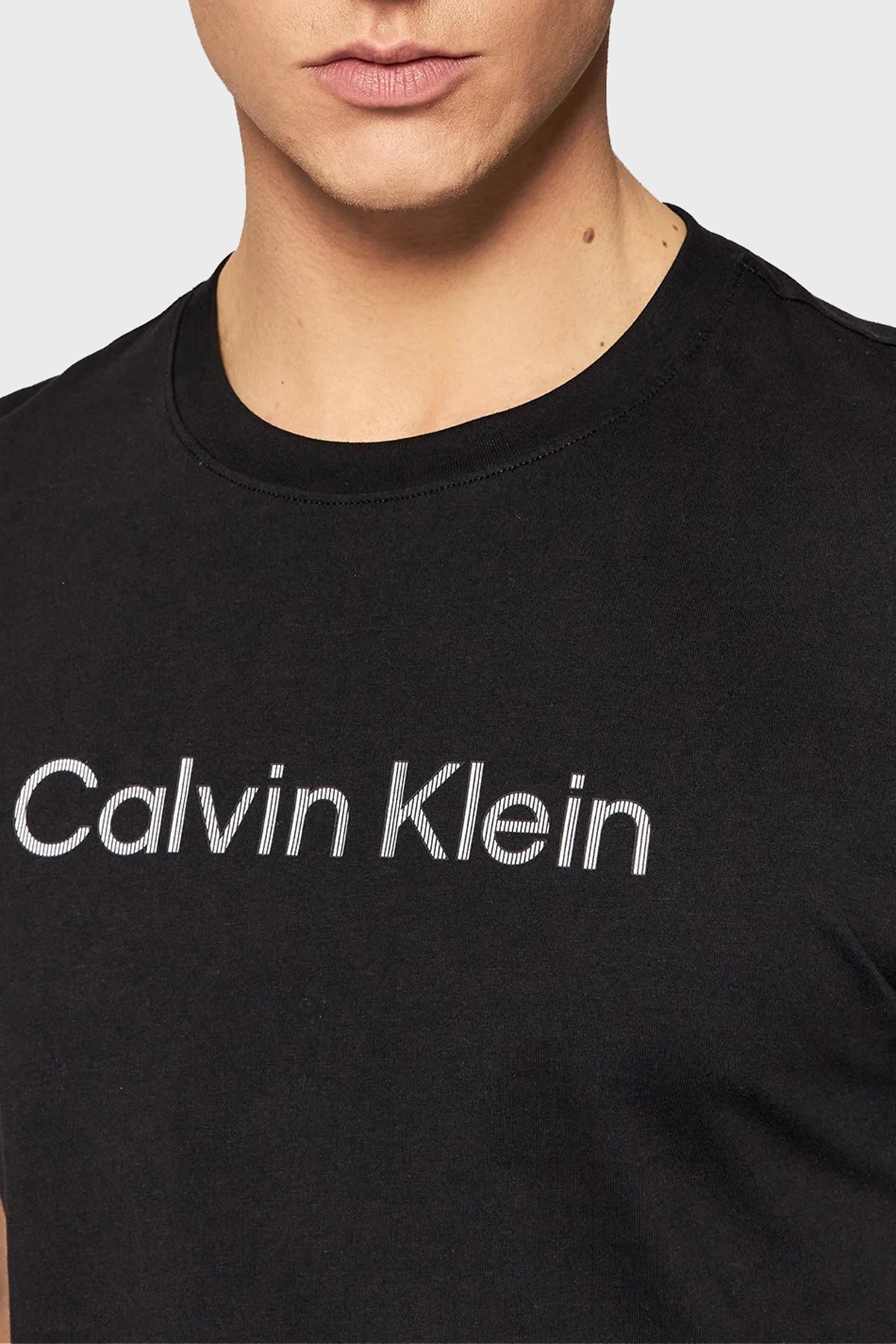 Calvin Klein Logolu Regular Fit Bisiklet Yaka % 100 Pamuk Erkek T Shirt K10K108842 BEH SİYAH