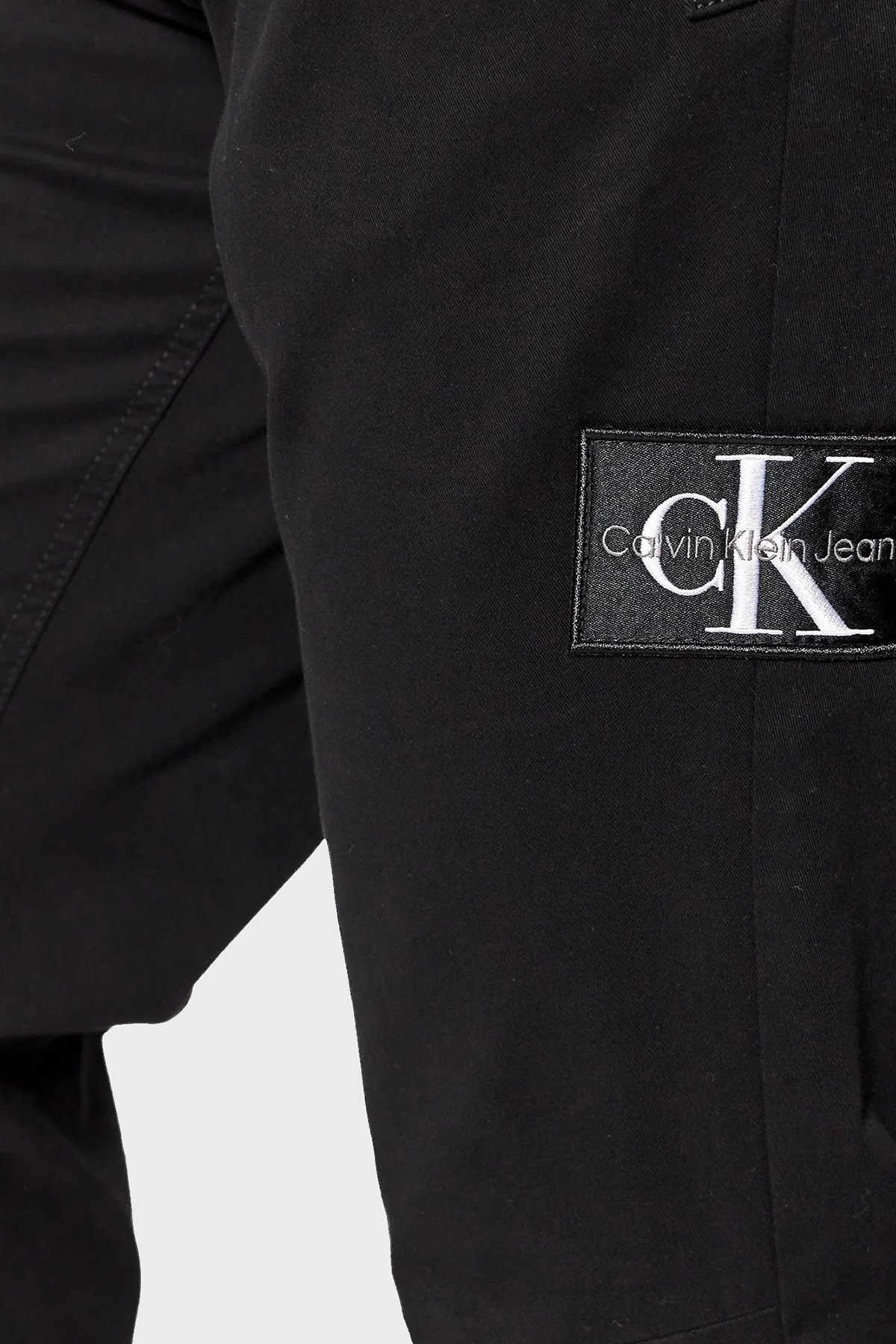 Calvin Klein Logolu Regular Fit Cepli Pamuklu Erkek Pantolon J30J319656 BEH SİYAH