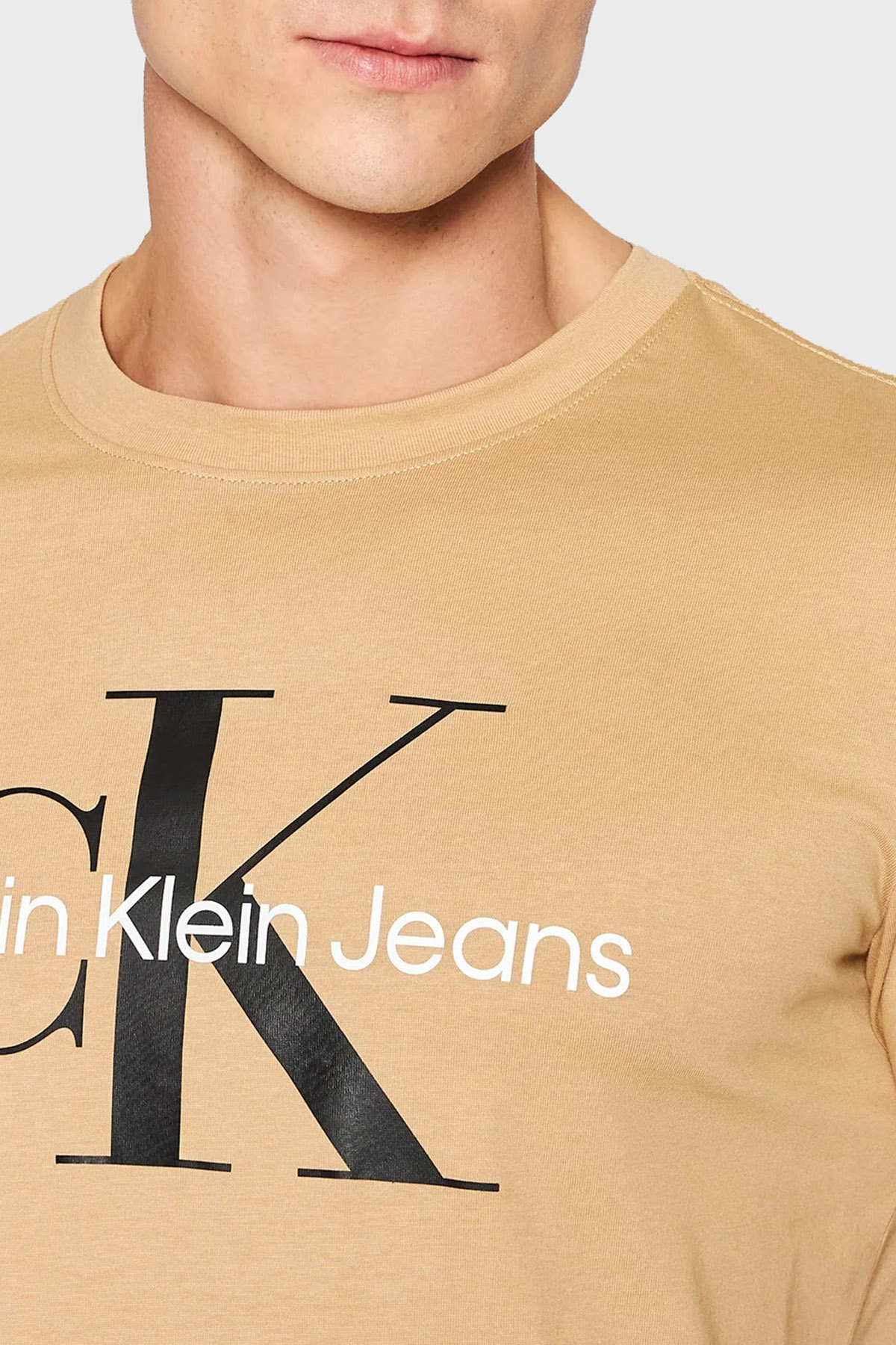 Calvin Klein Logolu Slim Fit Bisiklet Yaka % 100 Pamuk Erkek T Shirt J30J320806 AB0 BEJ