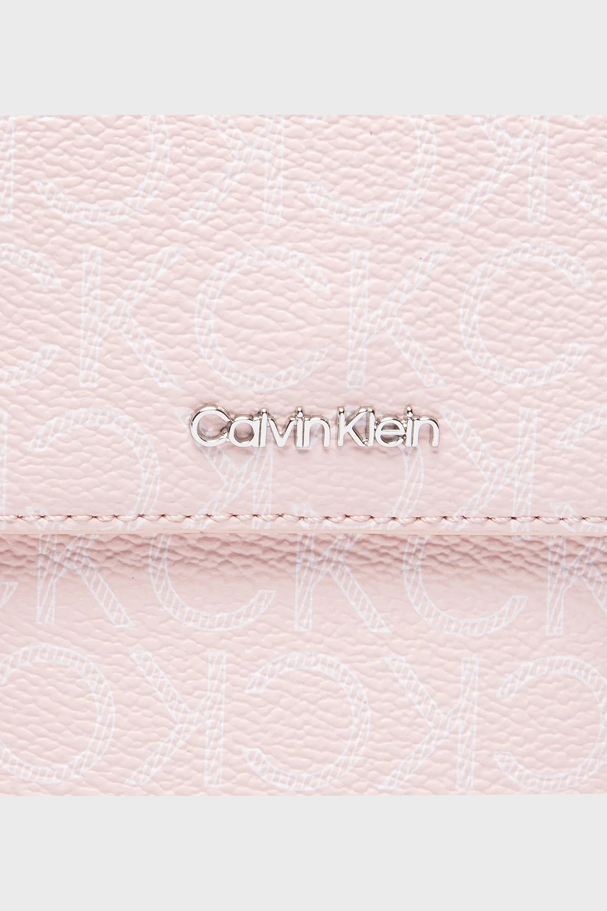 Calvin Klein Logolu Telefon Bölmeli Askılı Bayan Cüzdan K60K608576 0JV PEMBE