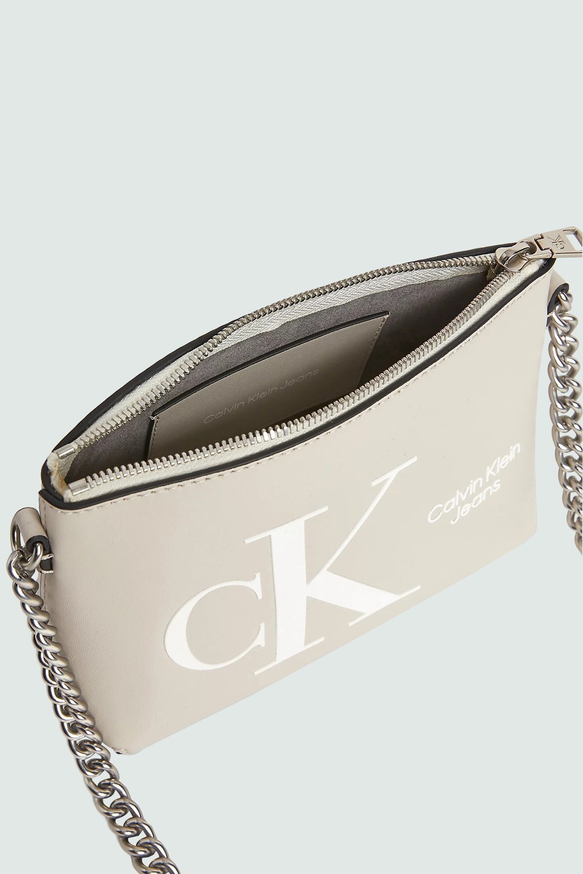 Calvin Klein Logolu Zincir Askılı Fermuar Bayan Çanta K60K609313 ACF BEJ