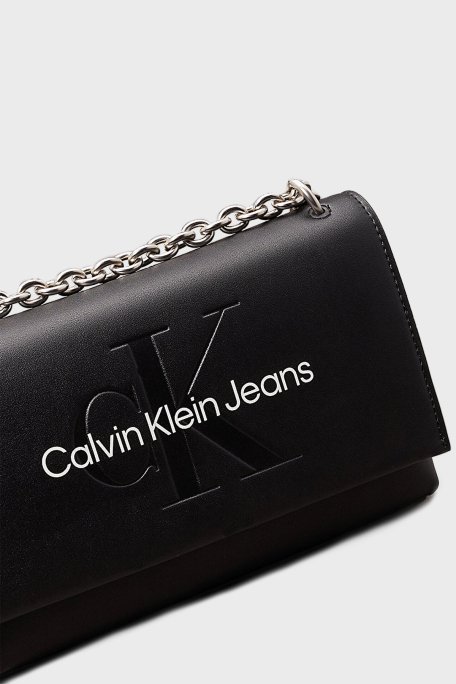 Calvin Klein Logolu Zincir Askılı K60K61222101R Bayan Çanta K60K612221 01R SİYAH - 4