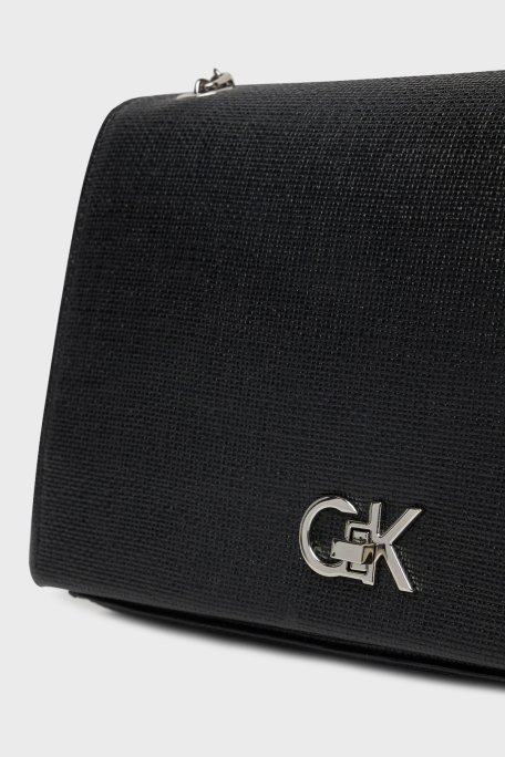 Calvin Klein Logolu Zincir Askılı K60K613177BEH Bayan Çanta K60K613177 BEH SİYAH - 4