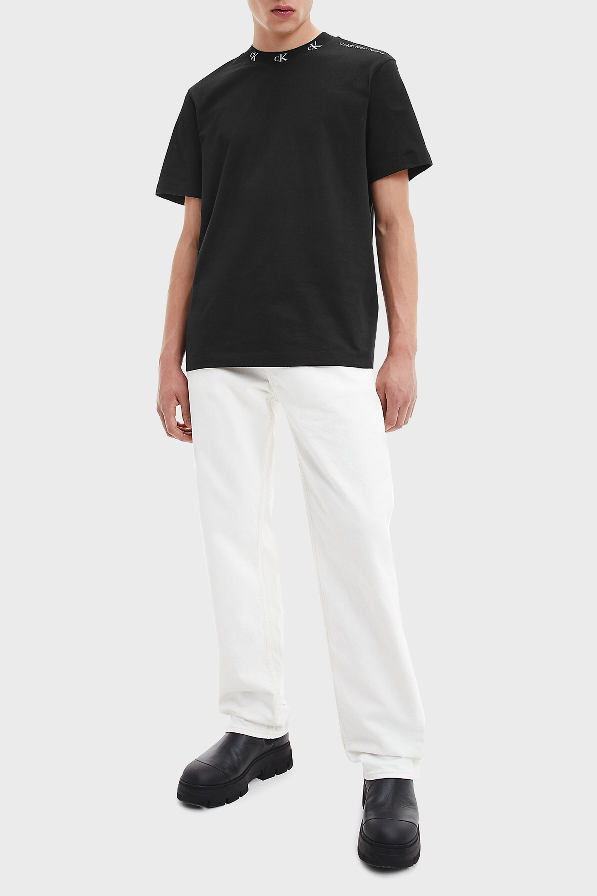 Calvin Klein Organik Pamuklu Relaxed Fit Sıfır Yaka Erkek T Shirt J30J321706 BEH SİYAH
