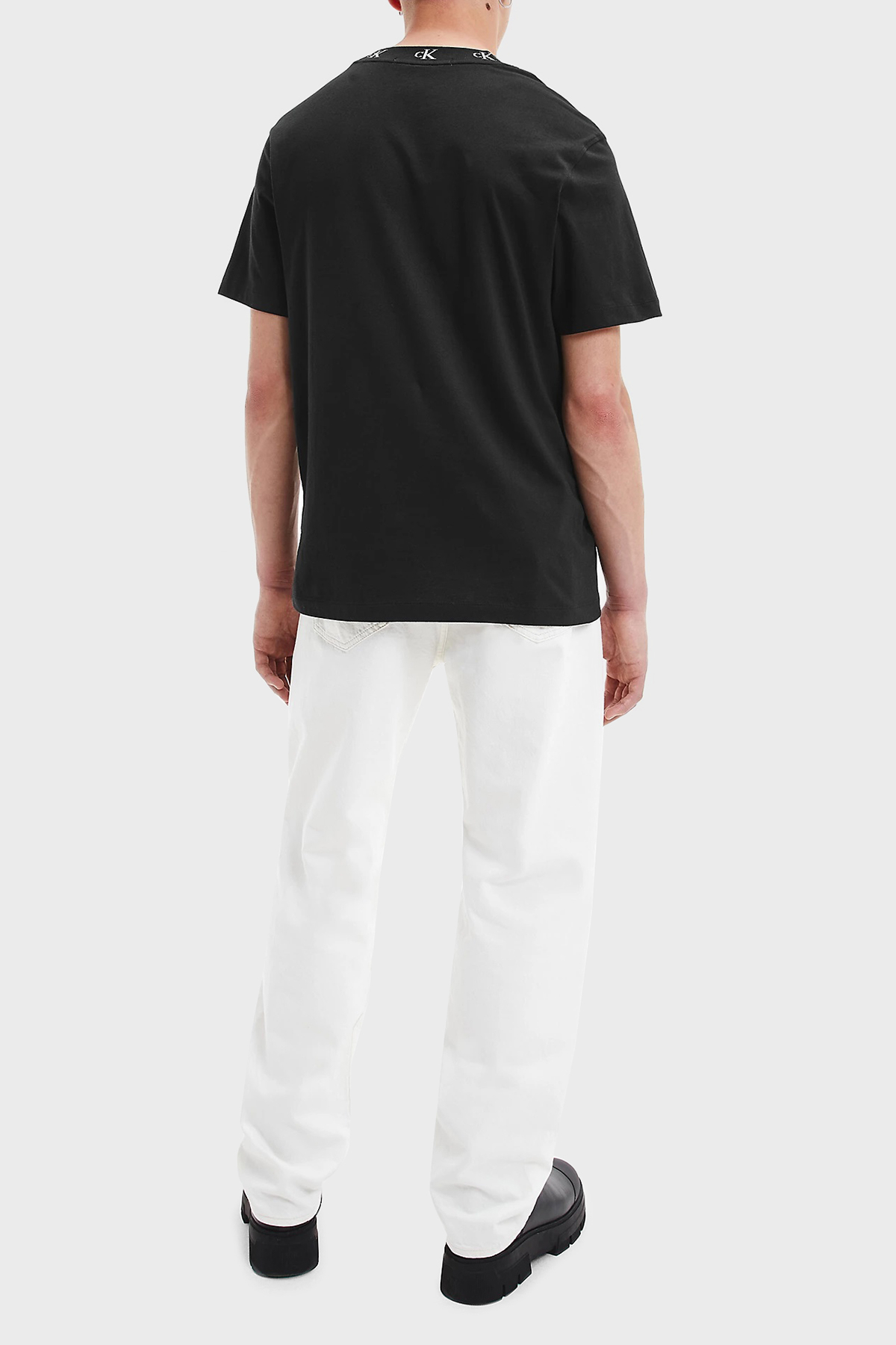 Calvin Klein Organik Pamuklu Relaxed Fit Sıfır Yaka Erkek T Shirt J30J321706 BEH SİYAH