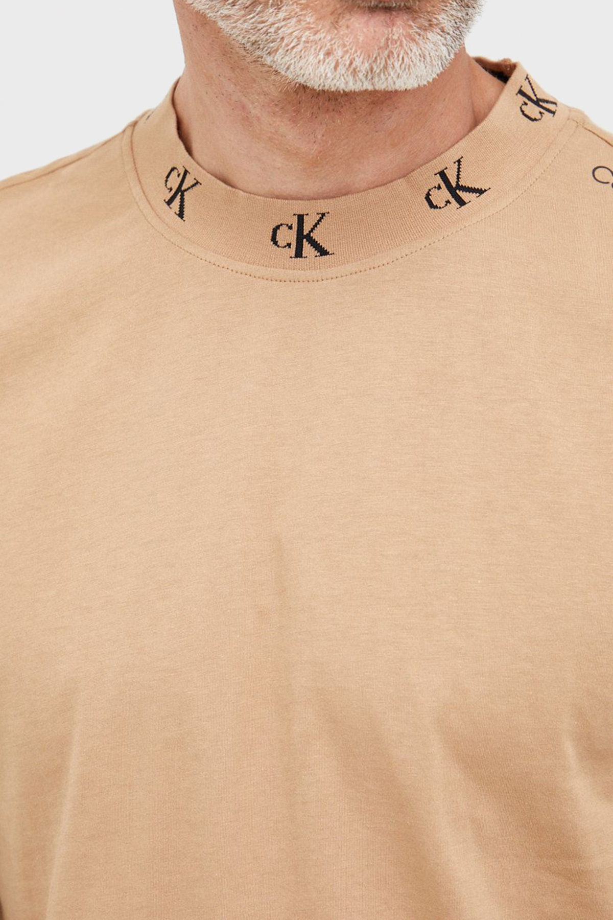 Calvin Klein Organik Pamuklu Relaxed Fit Sıfır Yaka Erkek T Shirt J30J321706 GV7 CAMEL