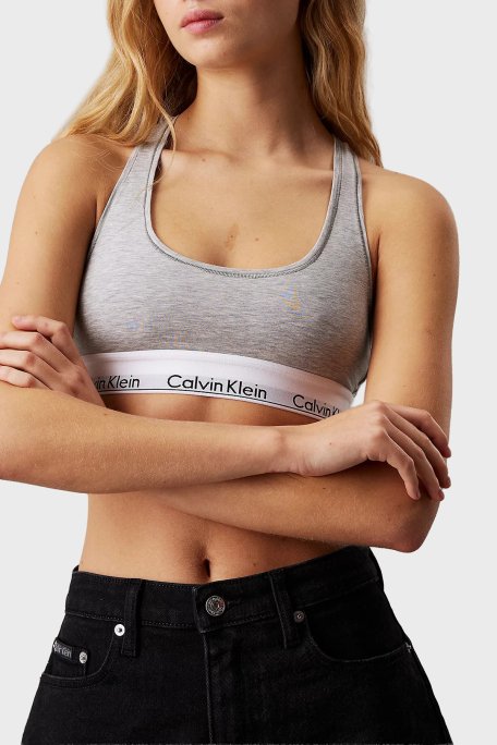 Calvin Klein Pamuk Karışımlı Mom Fit Yüksek Bel Kısa Kot J20J2251541BY Bayan Short J20J225154 1BY SİYAH - 4