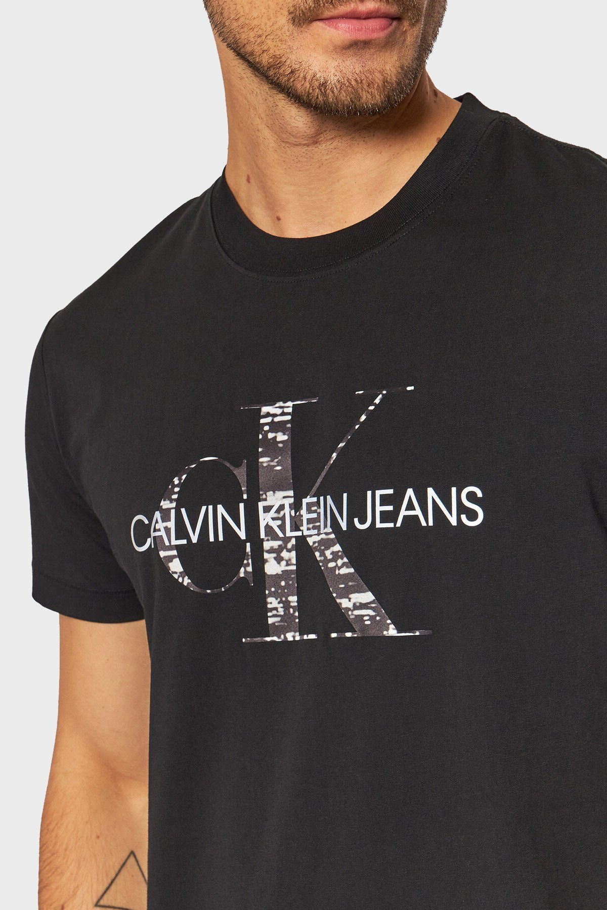 Calvin Klein Pamuklu Baskılı Bisiklet Yaka Regular Fit Erkek T Shirt J30J318723 BEH SİYAH