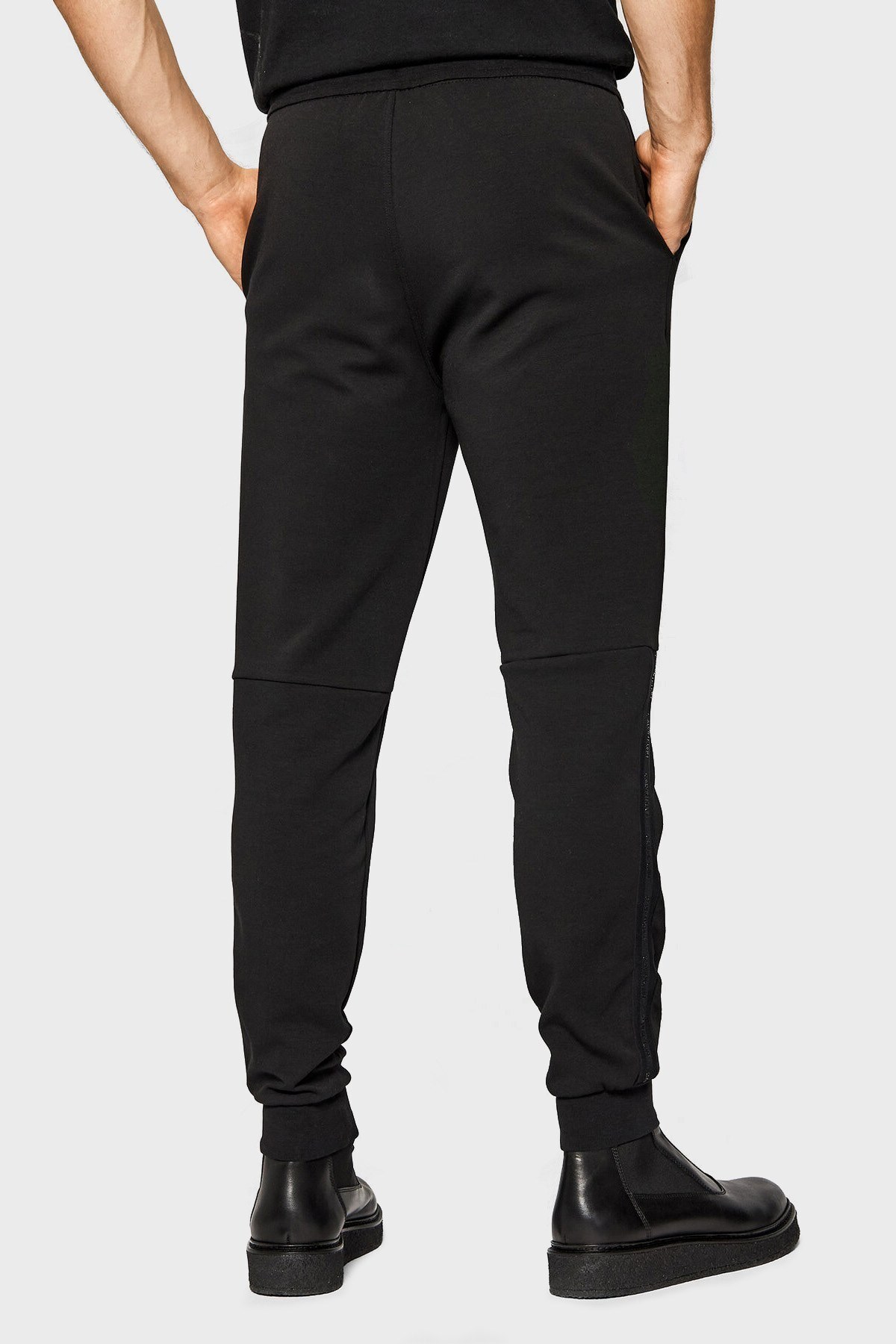 Calvin Klein Pamuklu Elastik Bel Bantlı Cepli Regular Fit Erkek Pantolon K10K109045 BEH SİYAH