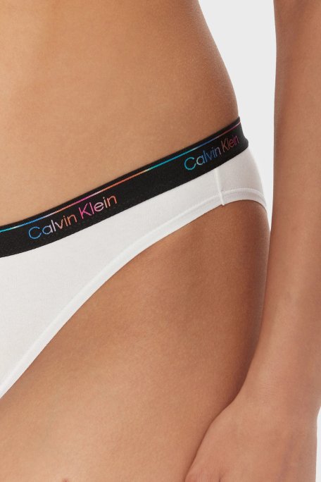 Calvin Klein Pamuklu Logolu 5 Pack LV00QD5323WBT Bayan Külot LV00QD5323 WBT SİYAH-BEYAZ-GRİ - 5