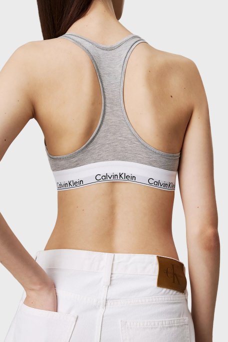 Calvin Klein Pamuklu Mom Fit Yüksek Bel Kısa Kot J20J2251531AA Bayan Short J20J225153 1AA BEYAZ - 4