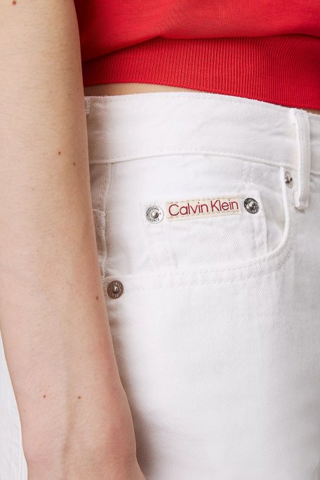 Calvin Klein Pamuklu Mom Fit Yüksek Bel Kısa Kot J20J2251531AA Bayan Short J20J225153 1AA BEYAZ - 5