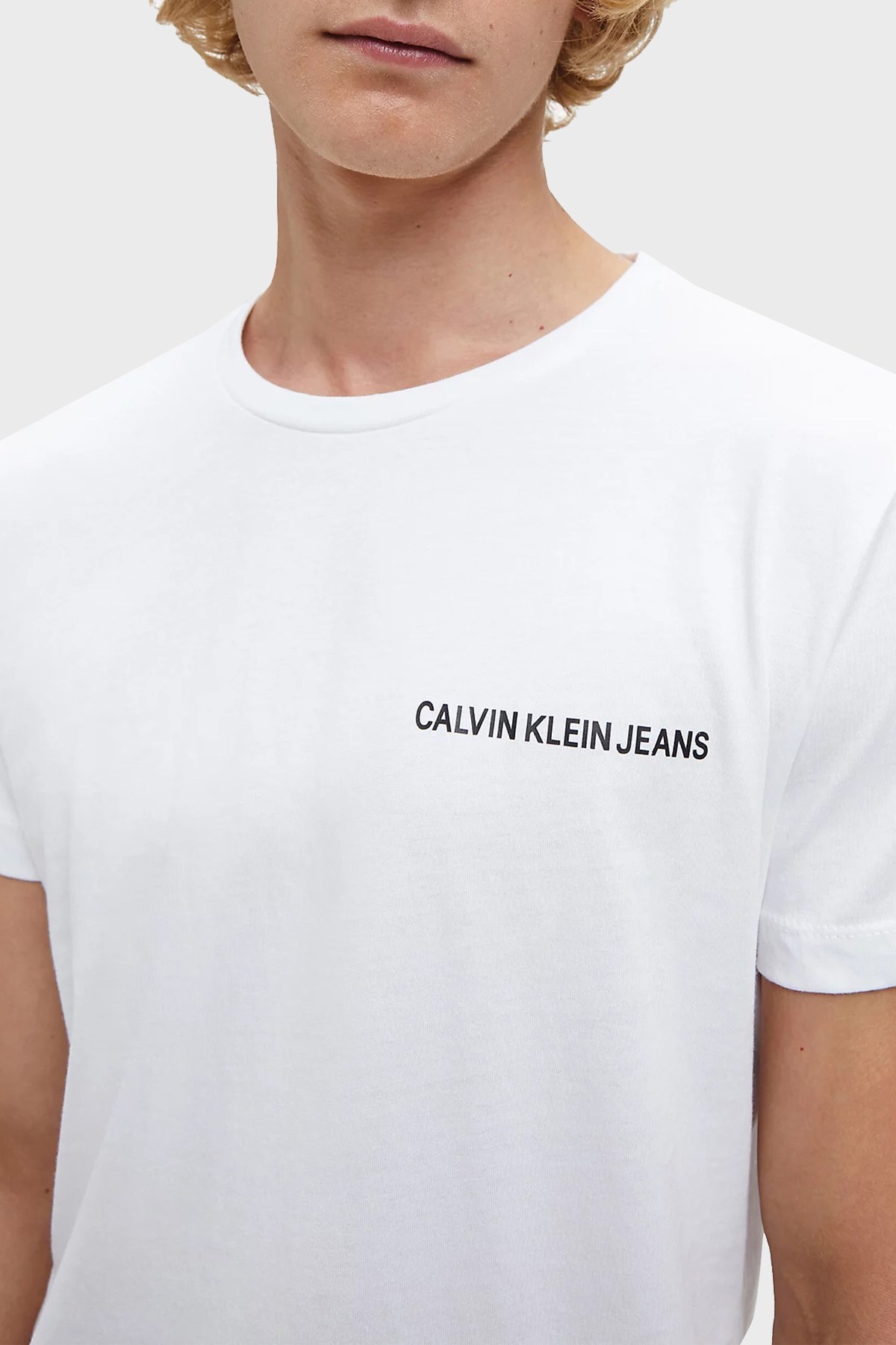 Calvin Klein Pamuklu Regular Fit Bisiklet Yaka Erkek T Shirt J30J307852 112 BEYAZ