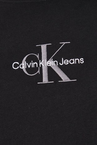 Calvin Klein - Calvin Klein Pamuklu Slim Fit Bisiklet Yaka Erkek T Shirt J30J320855 BEH SİYAH (1)