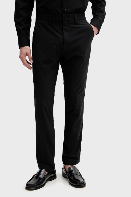Calvin Klein Pamuklu Slim Fit Normal Bel Düz Paça LV04LB610GUB1 Erkek Pantolon LV04LB610G UB1 SİYAH - 1