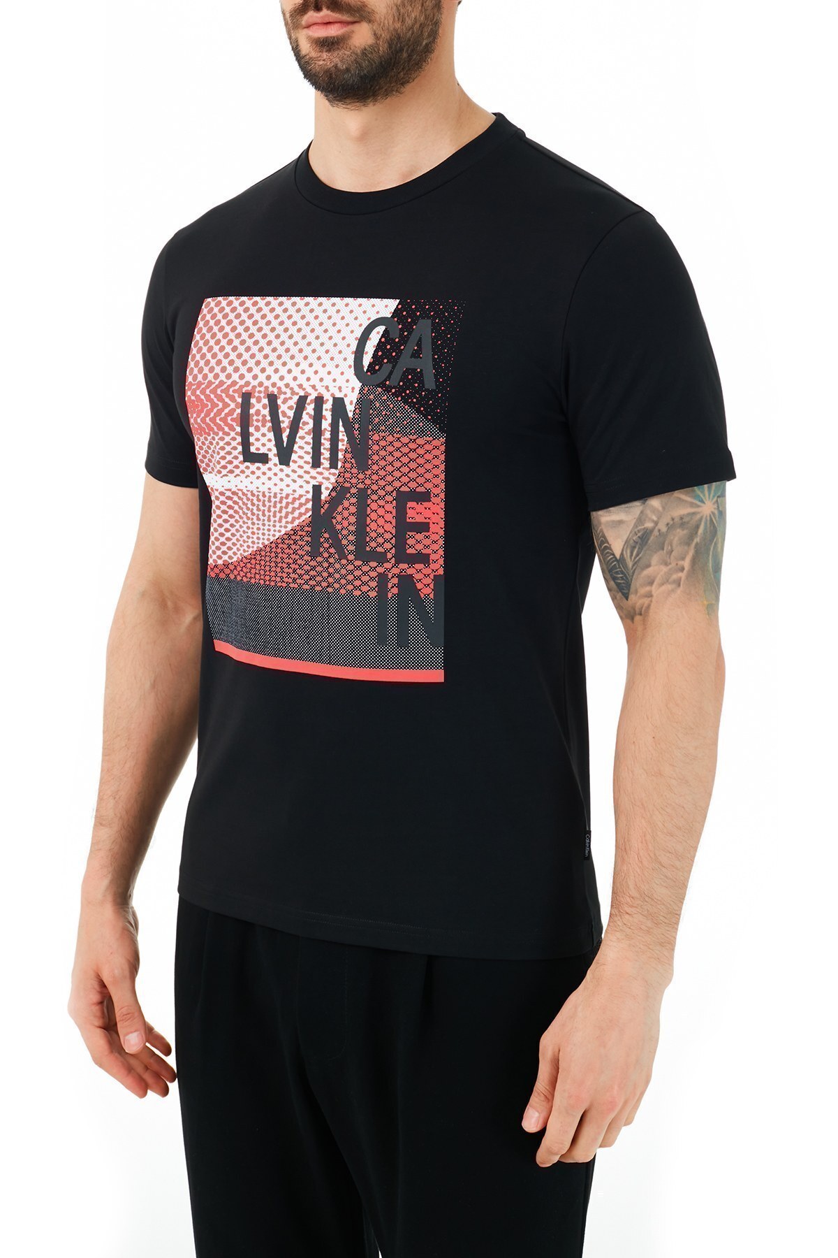 Calvin Klein Erkek T Shirt K10K106504 BEH SİYAH